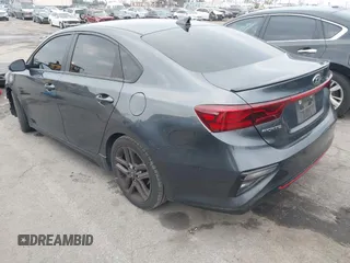 2021 Kia Forte GT-Line z VIN 3KPF34AD9ME316424, wystawiony jako IAAI lot #41467687 z przebiegiem 86 059 mil mil oraz . Historia ofert i sprzedaży dostępna na DreamBid. Obrazek 3.