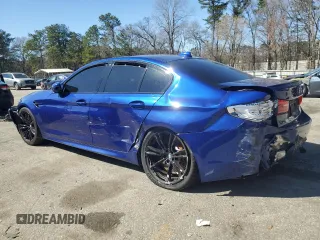 2019 BMW M5 Competition z VIN WBSJF0C55KB284512, wystawiony jako Copart lot #49328765 z przebiegiem Nie podano mil oraz Szkoda całkowita • Salvage title. Historia ofert i sprzedaży dostępna na DreamBid. Obrazek 2.