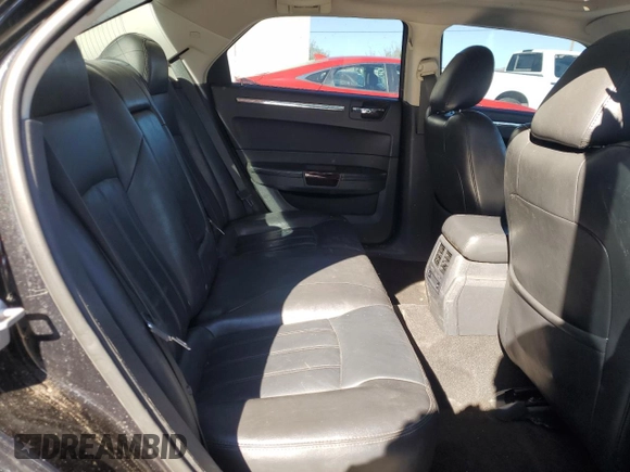 2010 Chrysler 300 C Hemi with VIN 2C3CA6CT5AH140226, listed as a Copart auction lot 79585884 with 148,441 mi miles and Clean Title. Bid and sale history available at DreamBid. Image 10.