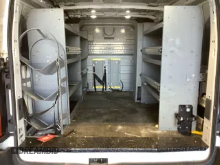 2021 Ford Transit с VIN 1FTBR1YG8MKA40049, выставлен на аукционе IAAI как лот 42843942 с пробегом 78 346 миль миль и . История ставок и продаж доступна на DreamBid. Изображение 16.