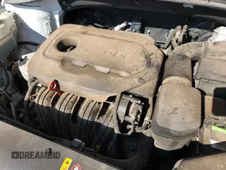 2019 Kia Sorento LX with VIN 5XYPG4A34KG505305, listed as a Copart auction lot 84569155 with 85,334 mi miles and Clean title. Bid and sale history available at DreamBid. Image 14.