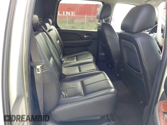 2011 Chevrolet Avalanche LS with VIN 3GNTKEE35BG252968, listed as a IAAI auction lot 42109433 with 117,352 mi miles and . Bid and sale history available at DreamBid. Image 8.