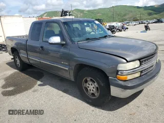 2000 Chevrolet Silverado 1500 with VIN 2GCEC19W0Y1389281, listed as a Copart auction lot 51279665 with 186,773 mi miles and Clean Title. Bid and sale history available at DreamBid. Image 4.