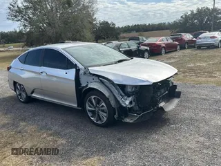 2019 Honda Clarity Plug-In Hybrid with VIN JHMZC5F14KC002619, listed as a Copart auction lot 86870694 with 53,911 mi miles and Salvage Title. Bid and sale history available at carsss.com. Image 1.