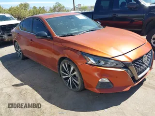 2020 Nissan Altima SR z VIN 1N4BL4CV8LC138070, wystawiony jako IAAI lot #42109576 z przebiegiem Nie podano mil oraz . Historia ofert i sprzedaży dostępna na DreamBid. Obrazek 1.