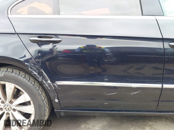 2010 Volkswagen CC Sport with VIN WVWMP7AN1AE564650, listed as a IAAI auction lot 42215762 with 117,258 mi miles and . Bid and sale history available at DreamBid. Image 12.