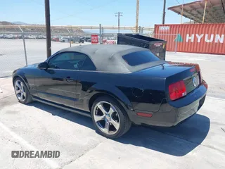 2005 Ford Mustang Deluxe with VIN 1ZVHT84N655208101, listed as a IAAI auction lot 42546747 with 68,918 mi miles and . Bid and sale history available at DreamBid. Image 3.