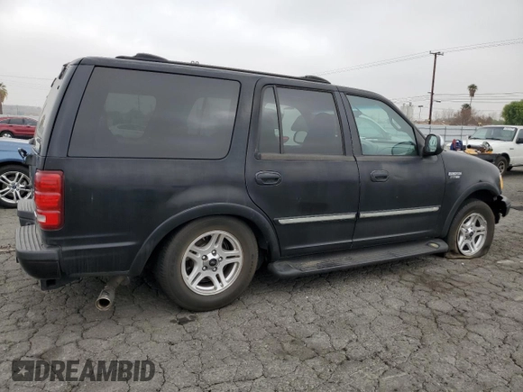 2001 Ford Expedition XLT z VIN 1FMRU15W31LB70007, wystawiony jako Copart lot #43296465 z przebiegiem 192 800 mil mil oraz Nie do naprawy • Non repairable. Historia ofert i sprzedaży dostępna na DreamBid. Obrazek 3.