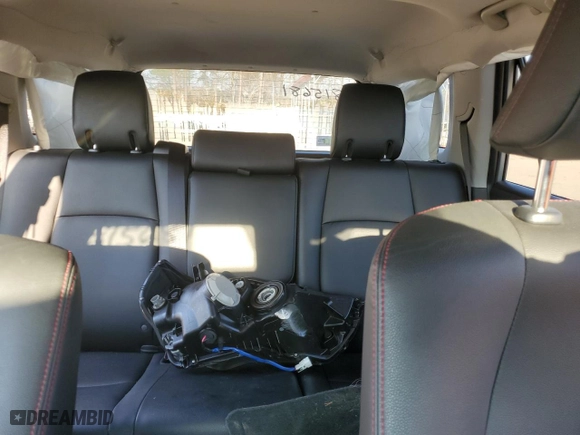 2020 Toyota 4Runner SR5 with VIN JTEBU5JR0L5815681, listed as a Copart auction lot 43769535 with 38,151 mi miles and Salvage Title. Bid and sale history available at carsss.com. Image 10.