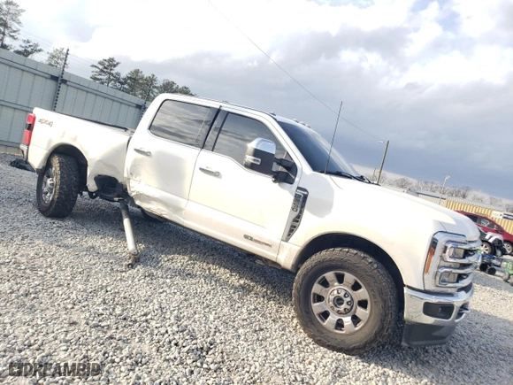 2023 Ford Super Duty F-250 SRW XL with VIN 1FT8W2BT7PED61162, listed as a Copart auction lot 47563595 with 37,613 mi miles and Salvage Title. Bid and sale history available at carsss.com. Image 4.