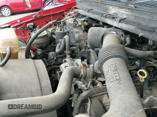 2003 Ford F-250 XL z VIN 3FTNX21L53MB39922, wystawiony jako IAAI lot #43254926 z przebiegiem 275 289 mil mil oraz . Historia ofert i sprzedaży dostępna na DreamBid. Obrazek 12.