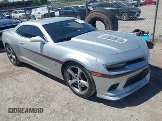 2015 Chevrolet Camaro SS z VIN 2G1FK1EJXF9304116, wystawiony jako IAAI lot #42295595 z przebiegiem 146 015 mil mil oraz . Historia ofert i sprzedaży dostępna na DreamBid. Obrazek 1.