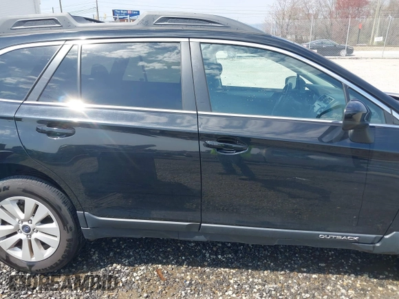 2019 Subaru Outback Premium with VIN 4S4BSAFC1K3290188, listed as a IAAI auction lot 41904875 with 65,137 mi miles. Bid and sale history available at carsss.com. Image 14.