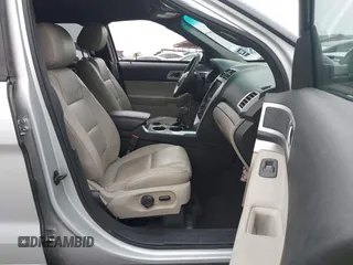 2014 Ford Explorer XLT with VIN 1FM5K7D88EGC22692, listed as a IAAI auction lot 41945588 with 84,129 mi miles. Bid and sale history available at carsss.com. Image 5.