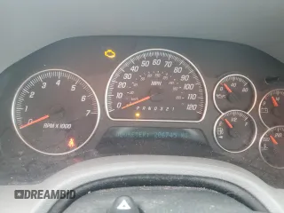 2006 GMC Envoy SLE with VIN 1GKDT13S662261761, listed as a Copart auction lot 43813415 with 206,745 mi miles and Clean Title. Bid and sale history available at carsss.com. Image 9.