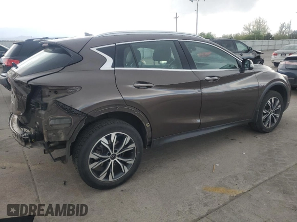 2019 Infiniti QX30 Luxe with VIN SJKCH5CR1KA009121, listed as a Copart auction lot 55252695 with 95,931 mi miles and Salvage title. Bid and sale history available at DreamBid. Image 3.