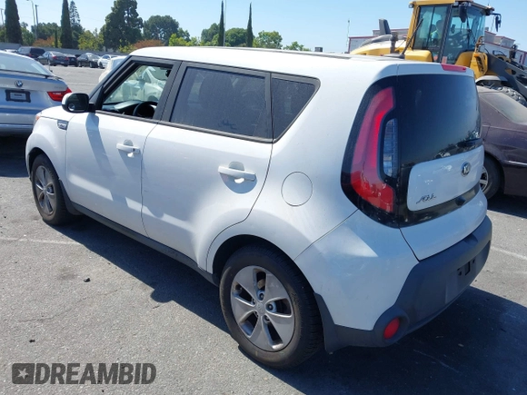 2016 Kia Soul z VIN KNDJN2A27G7324713, wystawiony jako IAAI lot #42394773 z przebiegiem 165 083 mil mil oraz . Historia ofert i sprzedaży dostępna na DreamBid. Obrazek 3.