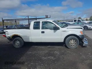 2014 Ford F-150 XL with VIN 1FTFX1CF8EFA94564, listed as a IAAI auction lot 40656243 with 184,667 mi miles. Bid and sale history available at carsss.com. Image 13.