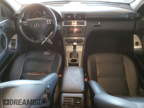 2006 Mercedes-Benz C 230 Sport z VIN WDBRF56H66F730712, wystawiony jako Copart lot #70977294 z przebiegiem 161 276 mil mil oraz Szkoda całkowita • Salvage title. Historia ofert i sprzedaży dostępna na DreamBid. Obrazek 8.