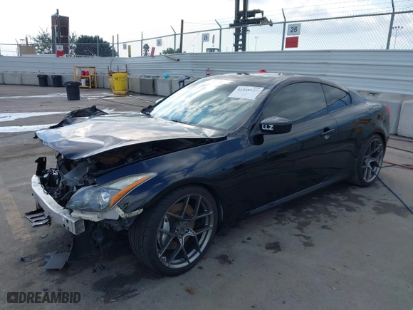2014 Infiniti Q60 Coupe Journey with VIN JN1CV6EK1EM111283, listed as a IAAI auction lot 41448127 with 96,921 mi miles. Bid and sale history available at carsss.com. Image 18.