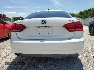 2015 Volkswagen Passat SE with VIN 1VWBV7A30FC065687, listed as a Copart auction lot 63218375 with 124,286 mi miles and Salvage title. Bid and sale history available at DreamBid. Image 6.