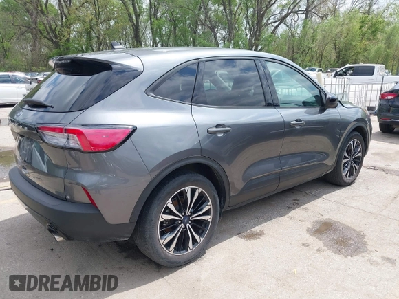 2022 Ford Escape SE with VIN 1FMCU0G68NUB17851, listed as a IAAI auction lot 42052525 with 37,004 mi miles and . Bid and sale history available at DreamBid. Image 4.
