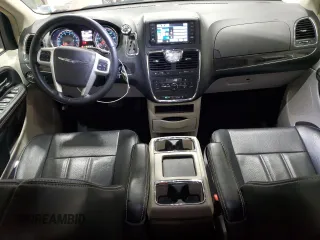2015 Chrysler Town & Country Touring L z VIN 2C4RC1CG8FR601491, wystawiony jako Copart lot #57968225 z przebiegiem 86 385 mil mil oraz Szkoda całkowita • Salvage title. Historia ofert i sprzedaży dostępna na DreamBid. Obrazek 8.
