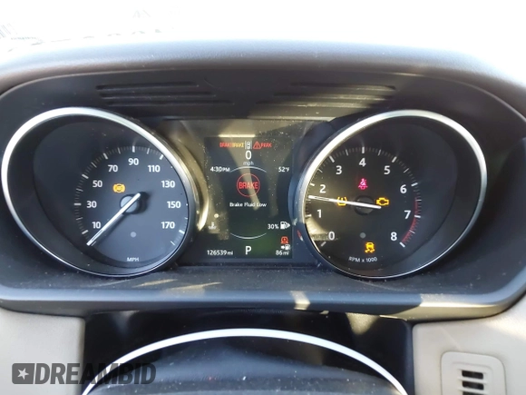2017 Land Rover Range Rover Sport SE with VIN SALWG2FV8HA680636, listed as a IAAI auction lot 40927991 with 126,539 mi miles and . Bid and sale history available at DreamBid. Image 7.