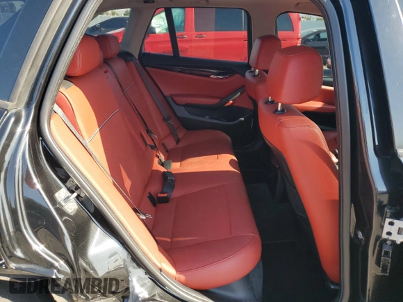 2015 BMW X1 sDrive28i with VIN WBAVM1C58FVZ94235, listed as a Copart auction lot 51948615 with 85,149 mi miles and Salvage Title. Bid and sale history available at carsss.com. Image 10.
