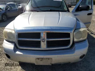 2007 Dodge Dakota SLT with VIN 1D7HW48K67S137401, listed as a Copart auction lot 53664505 with 182,862 mi miles and Clean Title. Bid and sale history available at carsss.com. Image 11.