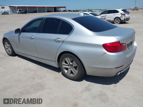 2013 BMW 5 Series 528i with VIN WBAXG5C57DD229608, listed as a IAAI auction lot 41999493 with 147,003 mi miles and . Bid and sale history available at carsss.com. Image 3.
