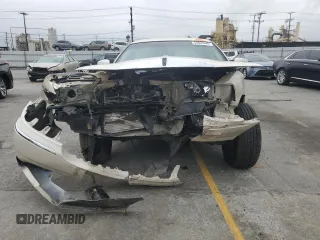 2002 Lincoln Town Car Ultimate L z VIN 1LNHM85W22Y630959, wystawiony jako Copart lot #55853945 z przebiegiem 45 622 mil mil oraz Szkoda całkowita • Salvage title. Historia ofert i sprzedaży dostępna na DreamBid. Obrazek 5.