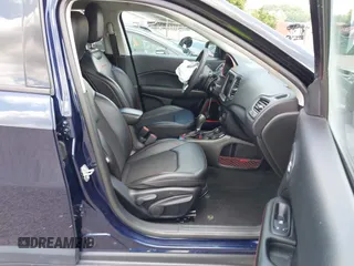 2021 Jeep Compass Trailhawk with VIN 3C4NJDDB0MT590442, listed as a IAAI auction lot 42543530 with 66,669 mi miles and . Bid and sale history available at DreamBid. Image 5.