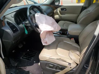 2018 Nissan Armada SL z VIN JN8AY2ND8J9050540, wystawiony jako Copart lot #59583535 z przebiegiem 138 304 mil mil oraz Szkoda całkowita • Salvage title. Historia ofert i sprzedaży dostępna na DreamBid. Obrazek 7.