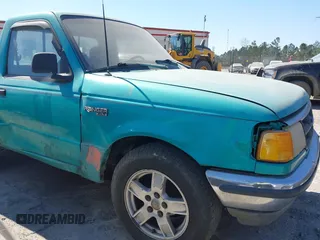 1994 Ford Ranger Splash with VIN 1FTCR10A8RPB83251, listed as a IAAI auction lot 41552632 with 211,719 mi miles. Bid and sale history available at carsss.com. Image 14.