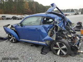 2012 Volkswagen Beetle 2.0T Turbo PZEV with VIN 3VWVA7ATXCM666396, listed as a Copart auction lot 84417204 with 0 mi miles and Salvage Title. Bid and sale history available at carsss.com. Image 2.
