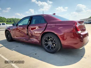 2019 Chrysler 300 Touring with VIN 2C3CCAAG1KH613575, listed as a Copart auction lot 59564495 with 85,680 mi miles and Salvage title. Bid and sale history available at DreamBid. Image 2.