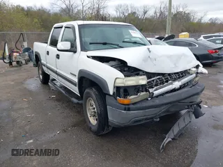 2002 Chevrolet Silverado 1500HD LS z VIN 1GCGC13U42F242249, wystawiony jako IAAI lot #41308132 z przebiegiem 308 743 mil mil oraz . Historia ofert i sprzedaży dostępna na DreamBid. Obrazek 1.