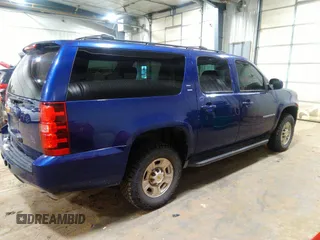 2012 Chevrolet Suburban LS with VIN 1GNWKLEG0CR308322, listed as a IAAI auction lot 41026415 with 89,018 mi miles. Bid and sale history available at carsss.com. Image 4.