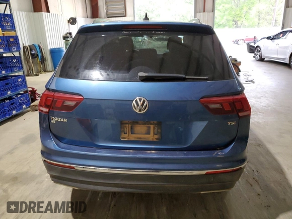 2018 Volkswagen Tiguan SEL with VIN 3VV3B7AX7JM055203, listed as a Copart auction lot 51358485 with 61,352 mi miles and Salvage Title. Bid and sale history available at DreamBid. Image 6.