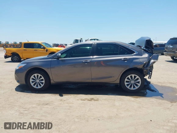 2017 Toyota Camry XLE with VIN 4T1BF1FK9HU734223, listed as a IAAI auction lot 39601554 with 61,147 mi miles. Bid and sale history available at carsss.com. Image 14.