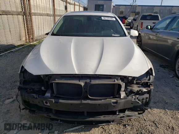 2012 BMW 5 Series 528i z VIN WBAXG5C5XCDY30087, wystawiony jako Copart lot #50729165 z przebiegiem Nie podano mil oraz Czysty tytuł • Clean title. Historia ofert i sprzedaży dostępna na DreamBid. Obrazek 5.