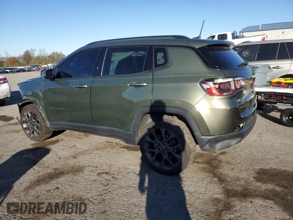 2021 Jeep Compass 80th Anniversary z VIN 3C4NJDEB6MT554656, wystawiony jako Copart lot #79352014 z przebiegiem 84 561 mil mil oraz Szkoda całkowita • Salvage title. Historia ofert i sprzedaży dostępna na DreamBid. Obrazek 2.