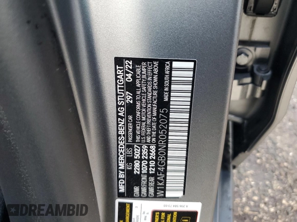 2022 Mercedes-Benz C 300 z VIN W1KAF4GB0NR052075, wystawiony jako Copart lot #73890784 z przebiegiem Nie podano mil oraz Nie do naprawy • Non repairable. Historia ofert i sprzedaży dostępna na DreamBid. Obrazek 13.