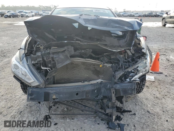 2016 Nissan Altima S z VIN 1N4AL3AP7GN354125, wystawiony jako Copart lot #56897165 z przebiegiem 141 641 mil mil oraz Czysty tytuł • Clean title. Historia ofert i sprzedaży dostępna na DreamBid. Obrazek 5.
