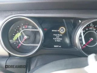 2021 Jeep Gladiator Mojave с VIN 1C6JJTEG3ML554606, выставлен на аукционе IAAI как лот 42392053 с пробегом 58 297 миль миль и . История ставок и продаж доступна на DreamBid. Изображение 7.