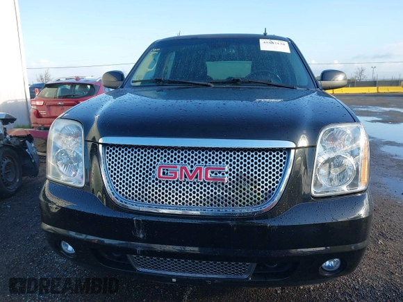 2013 GMC Yukon Denali with VIN 1GKS2EEF9DR208591, listed as a IAAI auction lot 41802138 with 160,371 mi miles. Bid and sale history available at carsss.com. Image 13.