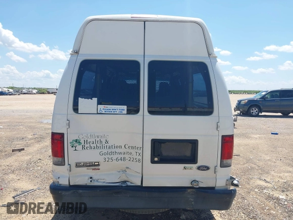 2012 Ford Econoline Cargo Commercial z VIN 1FTNS2EW8CDA92514, wystawiony jako IAAI lot #42455632 z przebiegiem 280 019 mil mil oraz . Historia ofert i sprzedaży dostępna na DreamBid. Obrazek 16.