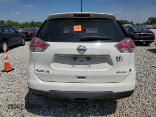 2016 Nissan Rogue SV z VIN KNMAT2MV8GP640701, wystawiony jako Copart lot #57588655 z przebiegiem Nie podano mil oraz Szkoda całkowita • Salvage title. Historia ofert i sprzedaży dostępna na DreamBid. Obrazek 6.