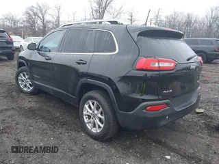 2017 Jeep Cherokee Latitude z VIN 1C4PJMCS6HW529638, wystawiony jako IAAI lot #41835526 z przebiegiem 79 633 mil mil oraz . Historia ofert i sprzedaży dostępna na DreamBid. Obrazek 3.